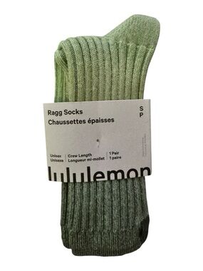 Lululemon Unisex Crew Length Ragg Socks Green NWT Sizes S Sold Out
